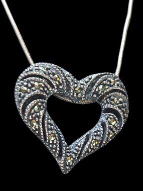 Vintage Heart Shape Marcasite Hematite Sterling Silver Pendant Necklace 925